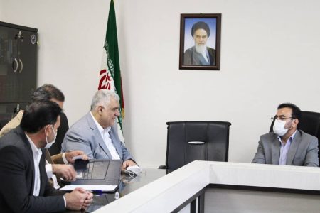 حمایت از تولید/بهره گیری از توان نیروها و پیمانکاران بومی