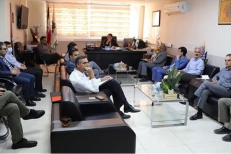مدیرکل امور مالیاتی ایلام بر تسریع در فرآیند رسیدگی به پرونده هاو تسهیل در امور مؤدیان مالیاتی تأکید کرد