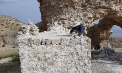 آغاز عملیات نجاتبخشی و استحکام کوشک قینفر ایلام