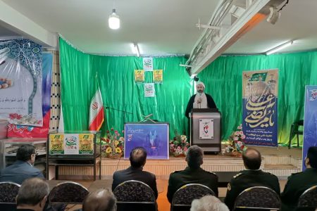 پدران شهدا، الگوهای برتر و اسوه‌های فداکاری هستند