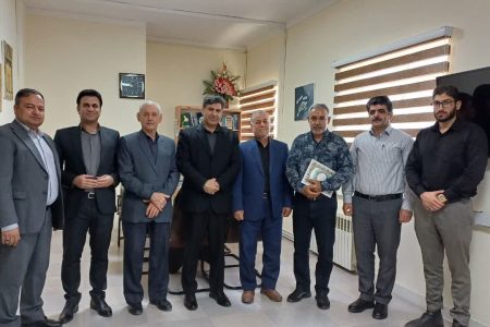 تجلیل از چهار ناشر ایلامی حاضر در سی و یکمین نمایشگاه بین المللی کتاب تهران و مسئول نمایندگی خبرگزاری کتاب در استان
