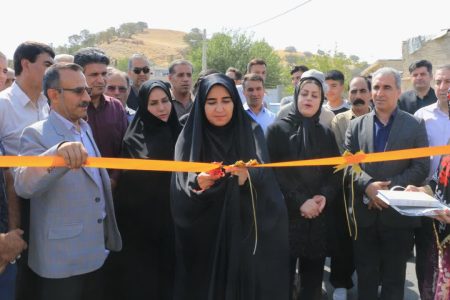 بهره‌برداری از ۲۰۵۰۰ مترمربع آسفالت معابر روستایی شهرستان ایوان با حضور نماینده مردم استان