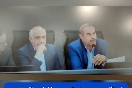 پاسخگویی مدیر کل امور اقتصادی و دارایی به مطالبات خبرنگاران در نشستی که به مناسبت روز خبرنگار و هفته دولت برگزار شد